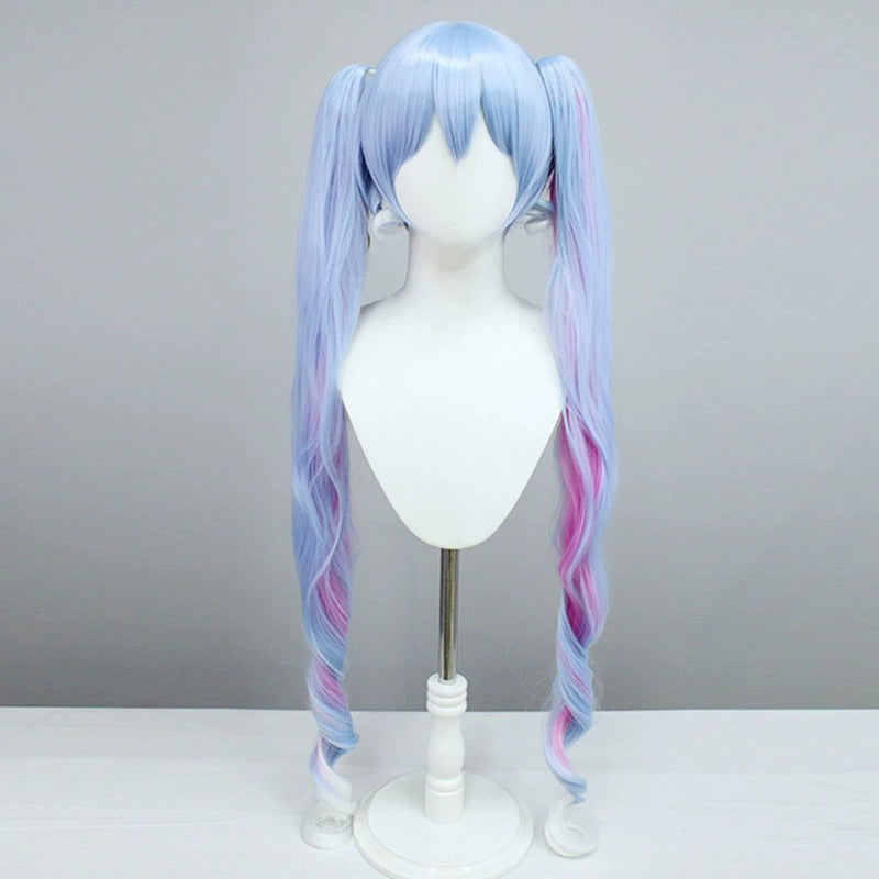Hatsune Miku 2023 Snow Miku – How to Clean and Store a Cosplay Costume (Spandex, PU Leather & Wigs)