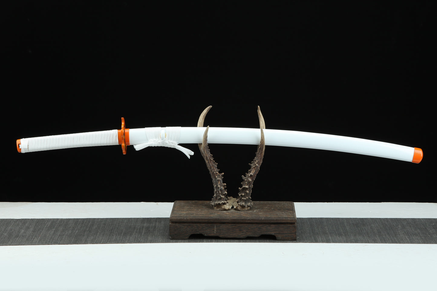 1:1 Replica Kyojuro Rengoku Worn Katana | Demon Slayer Sword