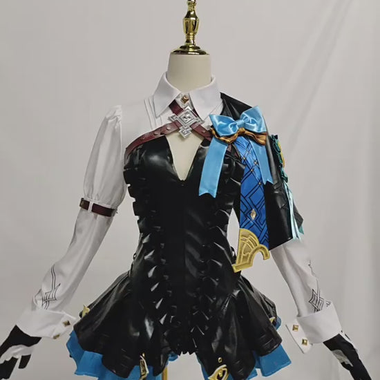 Genshin Impact Lynette Cosplay Costume – Gaming Outfit – video 19 of 19
