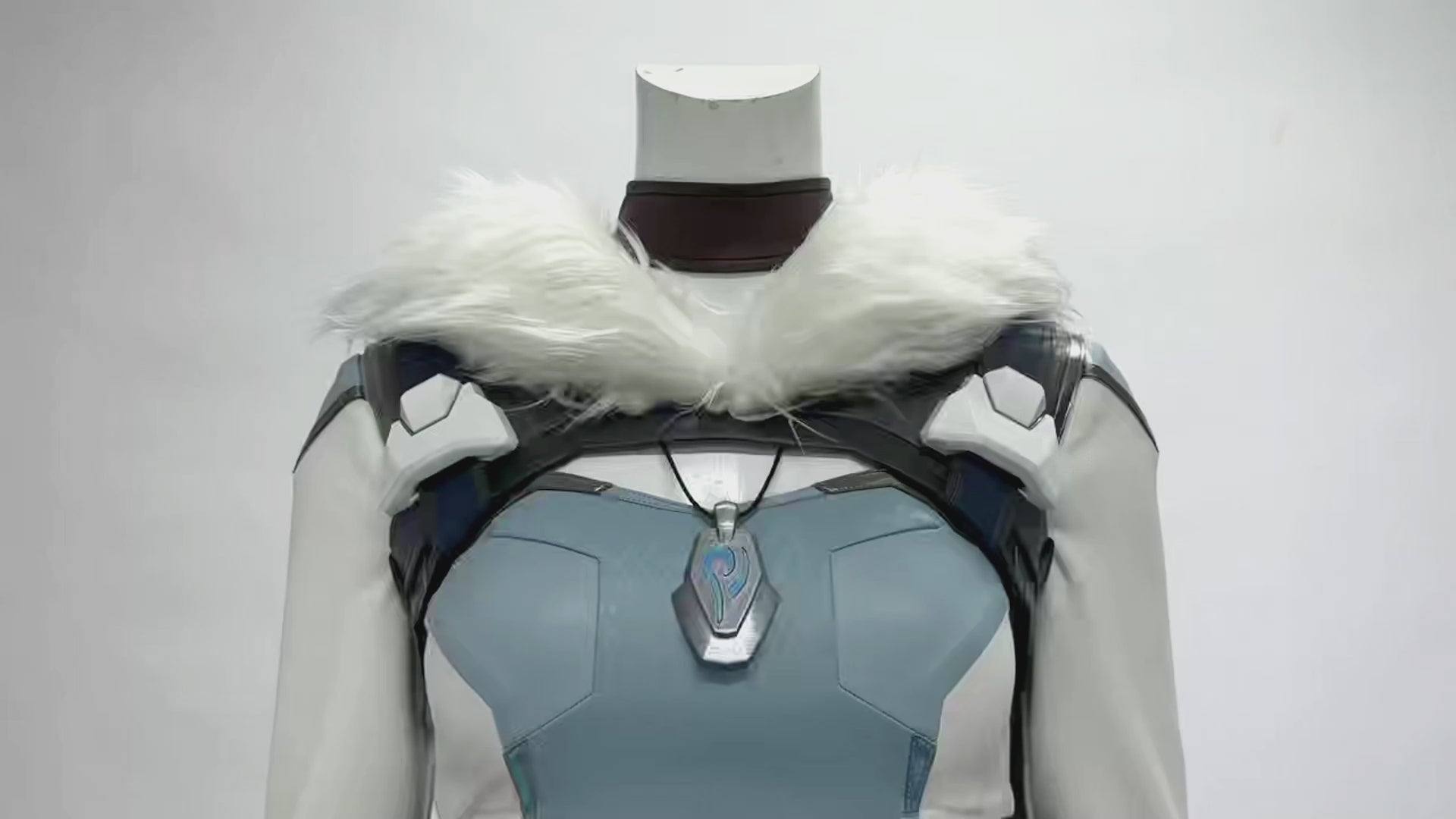 Overwatch 2 Freja Cosplay Costume – Gaming Outfit – video 39 of 39