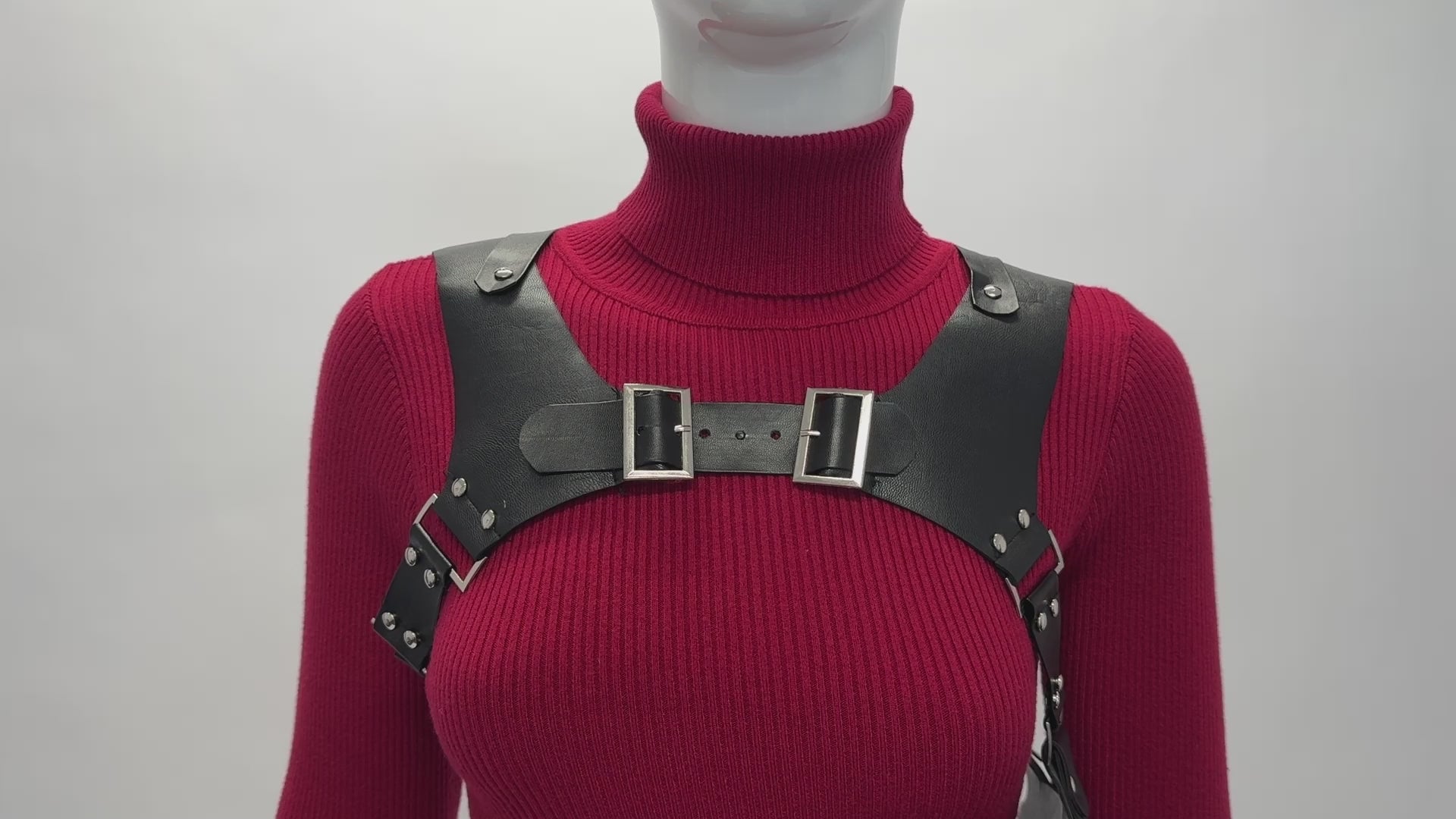 Resident Evil 4 Remake Ada Wong Cosplay Costume – Gaming Outfit – video 18 of 18